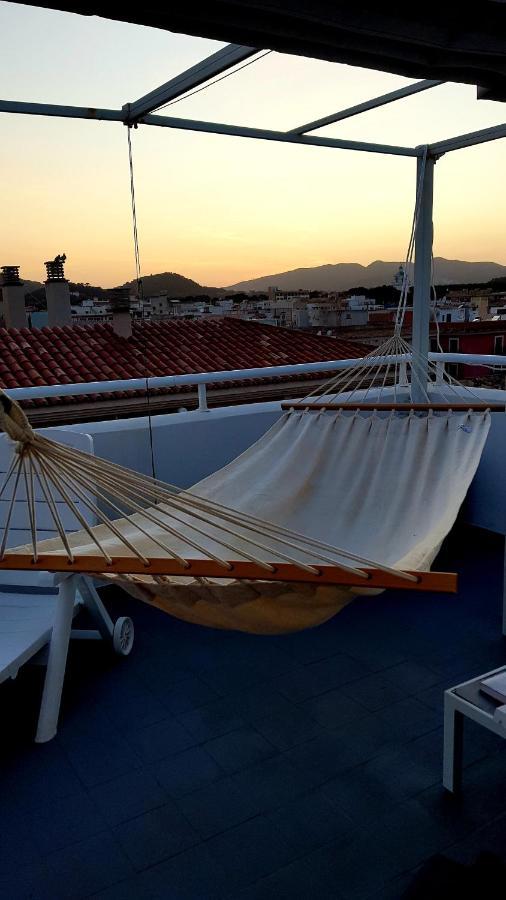 Sonne & Meerblick Aus 40 Grad Heissem Whirlpool Geniessen - Zentral Am Hafen Und Dennoch Ruhig Cala Ratjada  Exterior foto